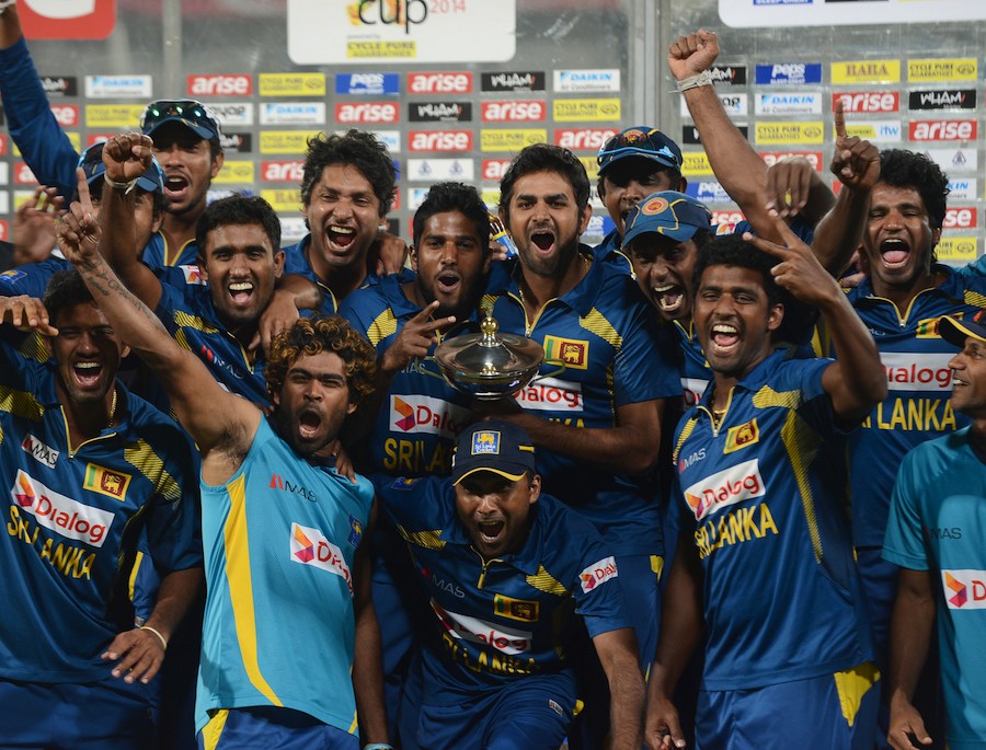 Sri Lanka Cricket Team celebrating The Victory : Asia Cup 2014